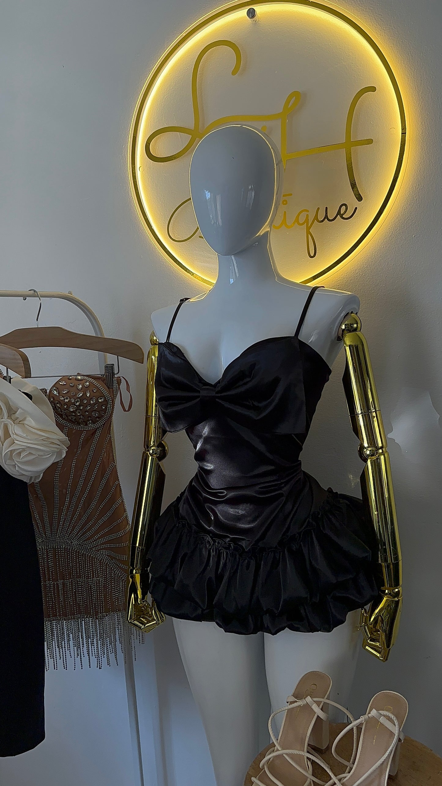 Vestido ampon con moño