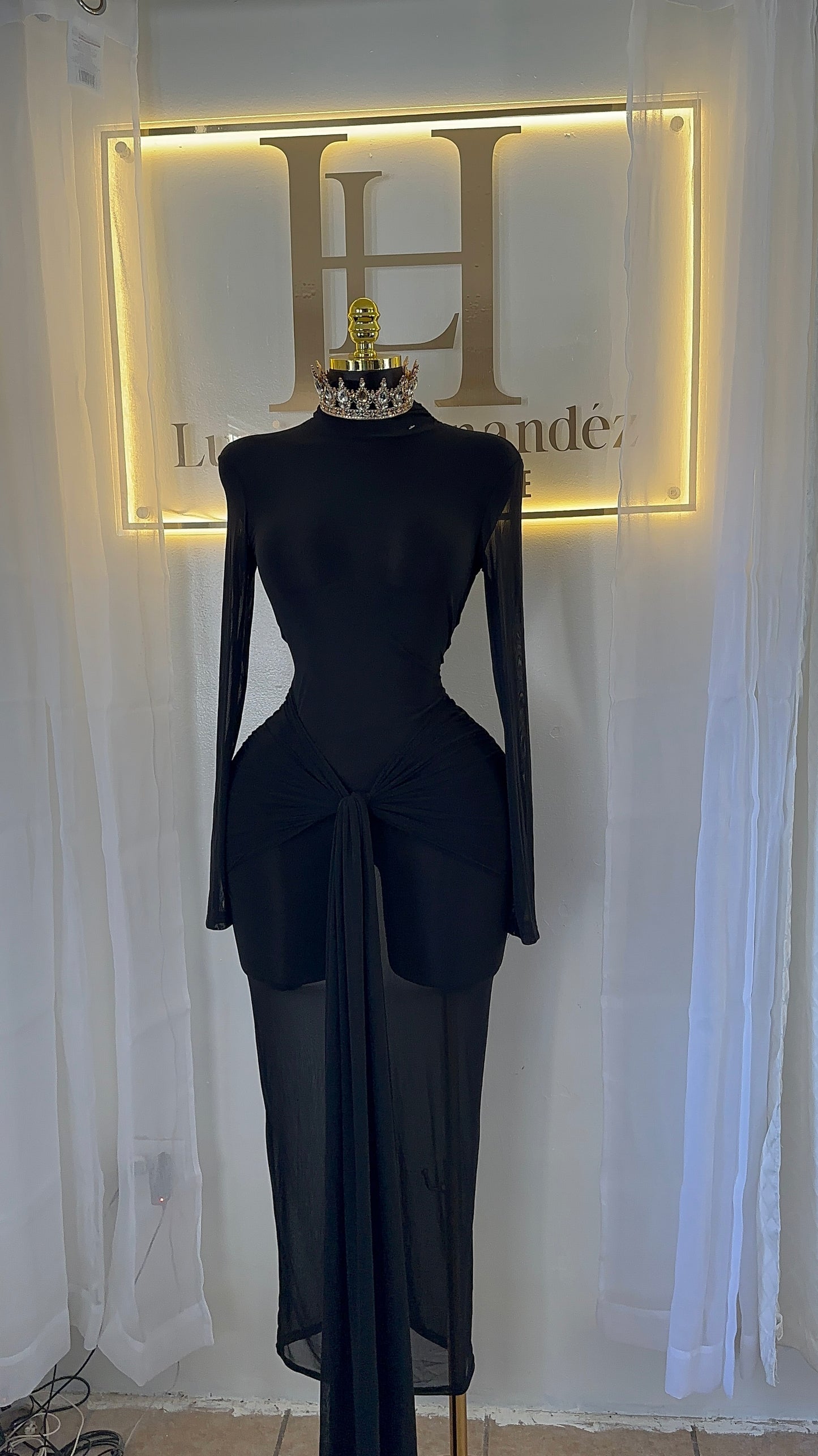 Vestido negro transparente
