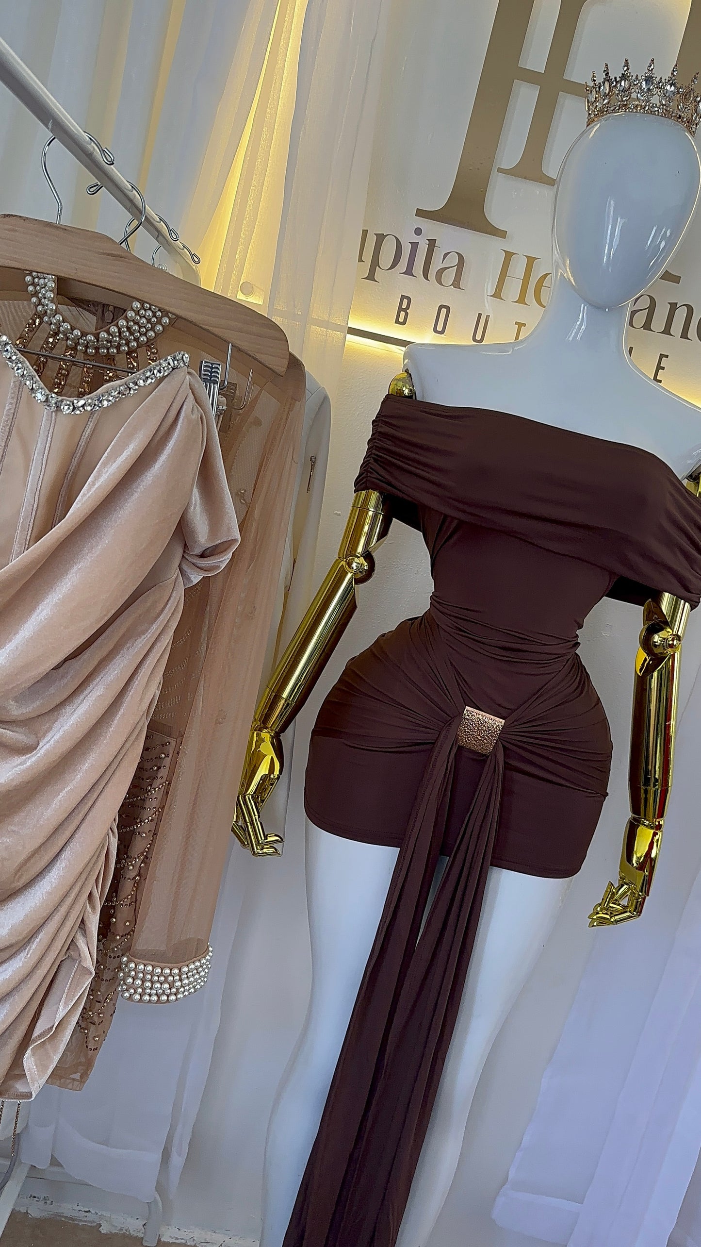 Vestido caramelo moka