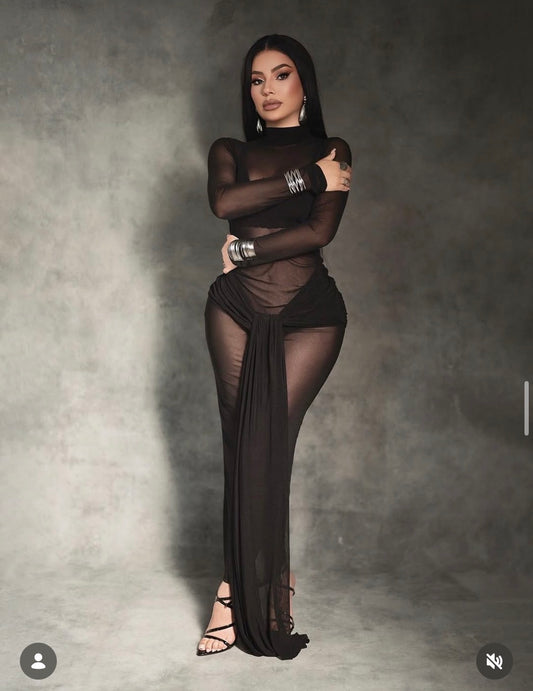 Vestido negro transparente