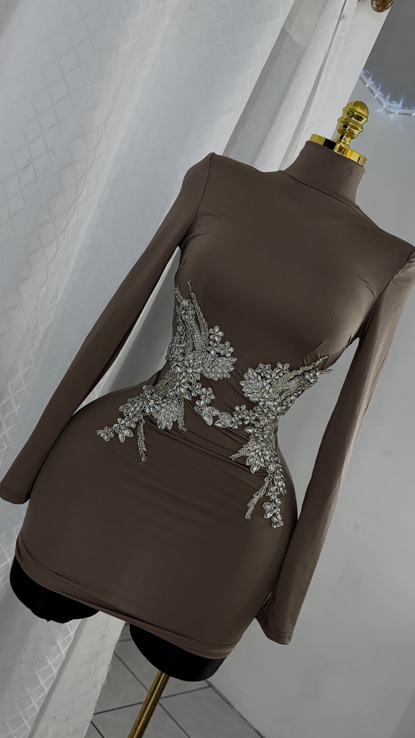 Vestido café