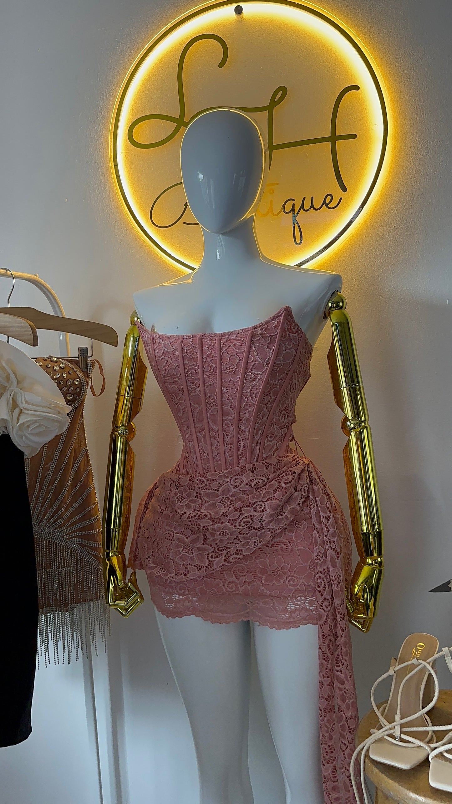 Vestido corset encaje