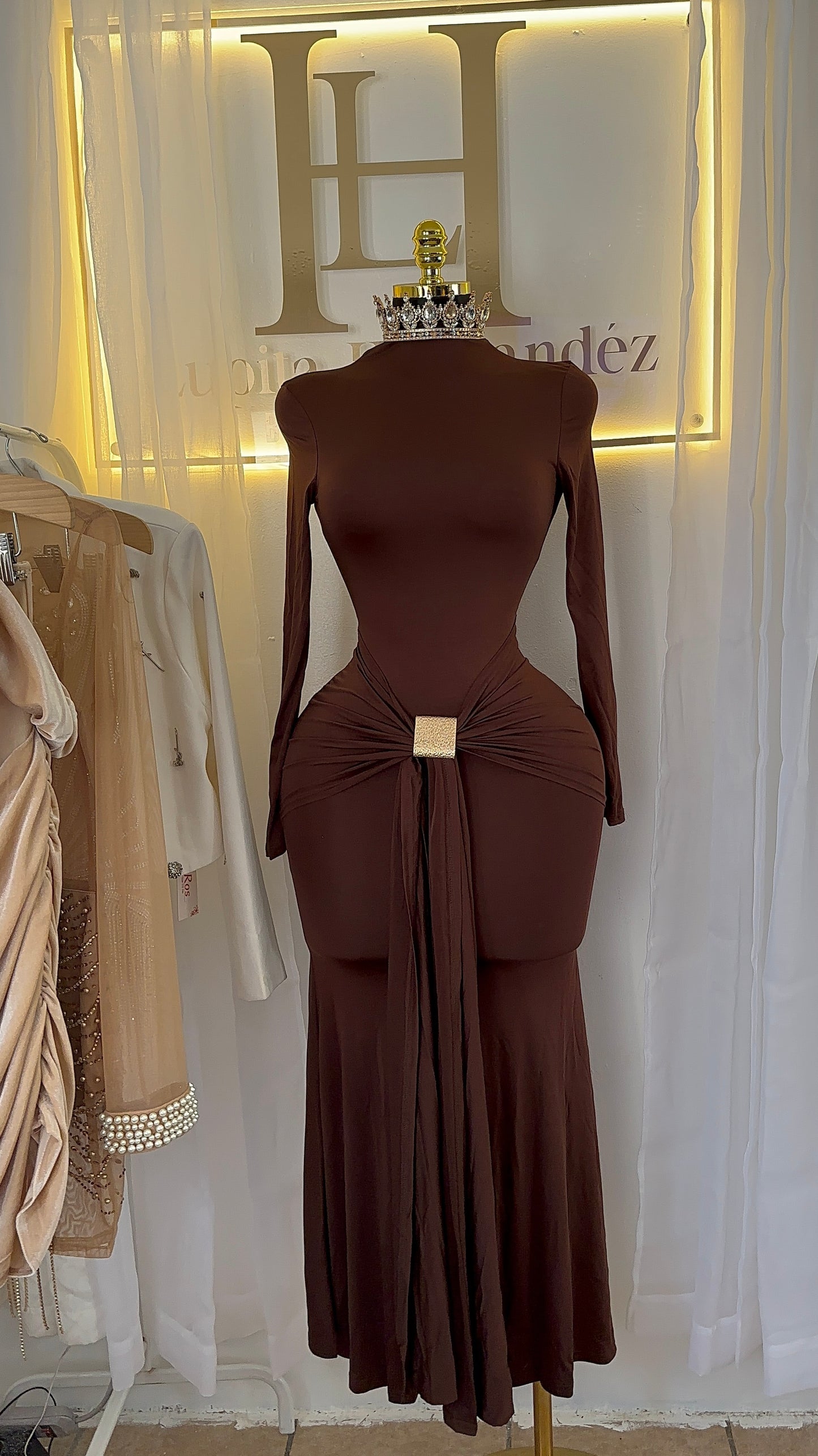 Vestido lazo capuchino