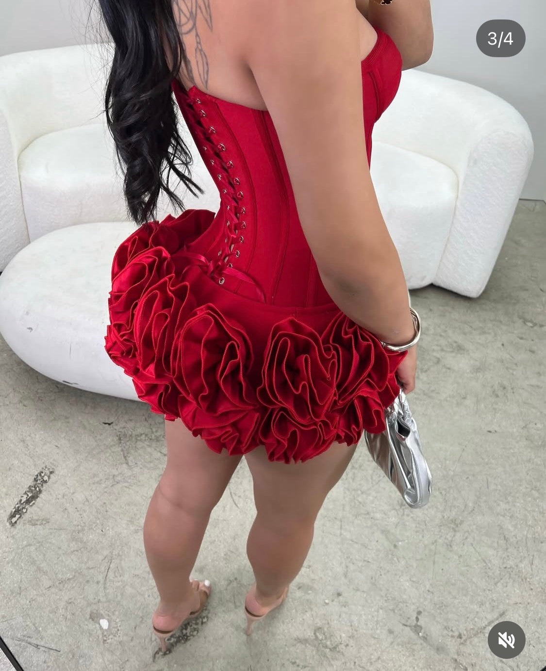Vestido rojo de corset bandage