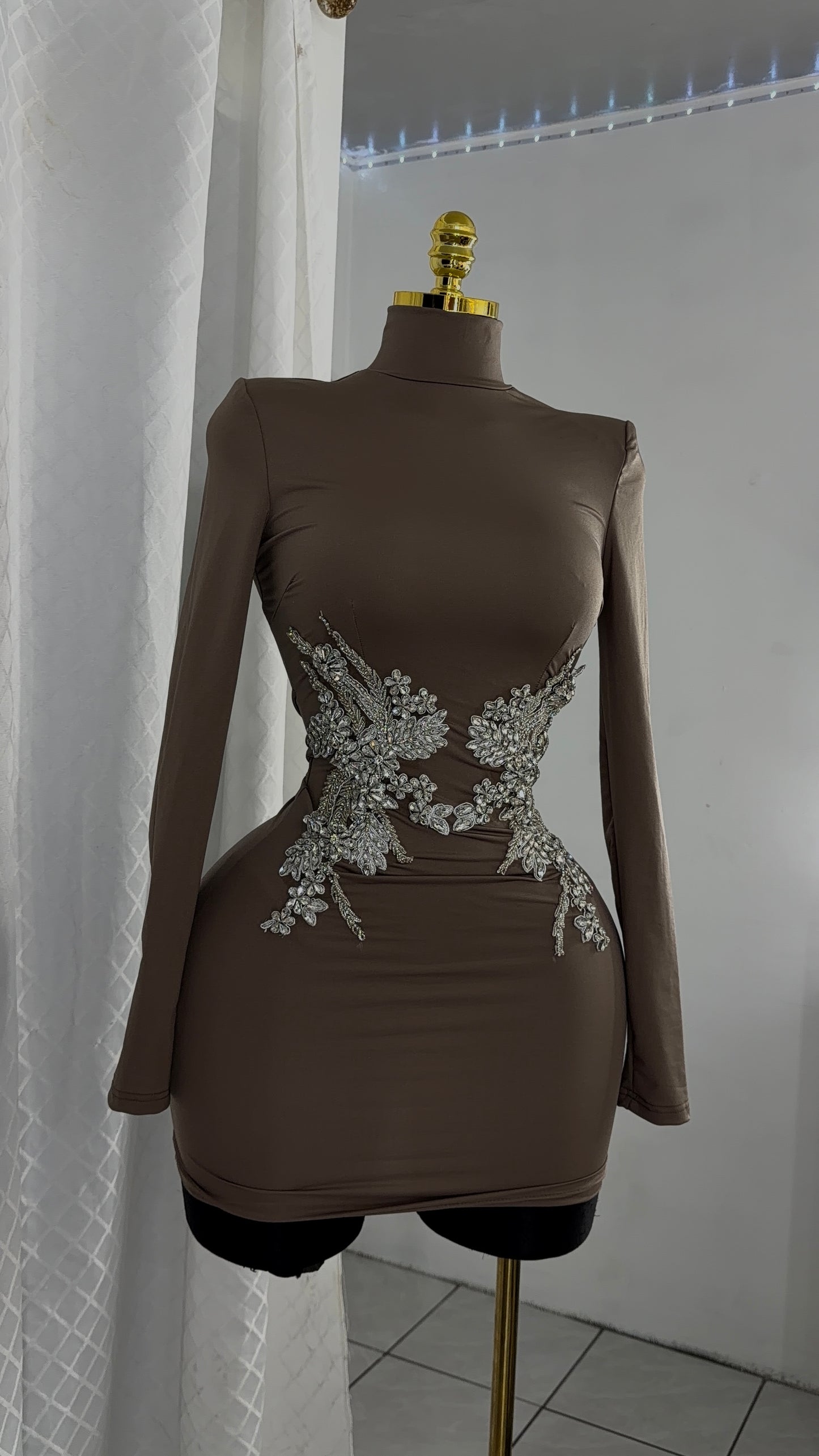 Vestido café