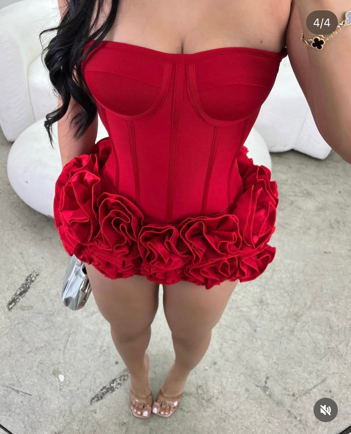 Vestido rojo de corset bandage