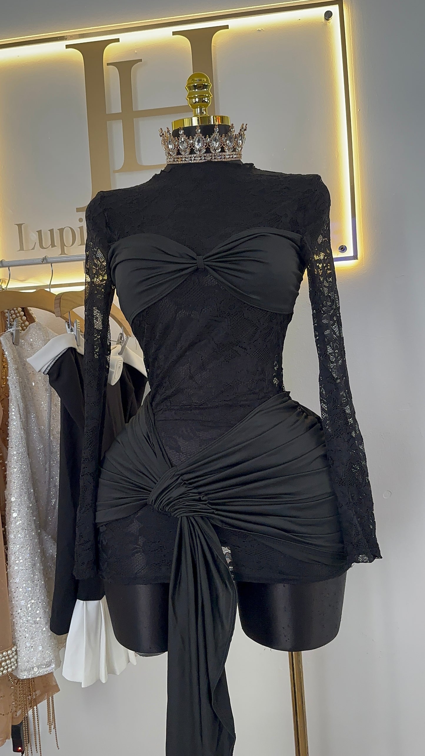 Vestido lazo encaje