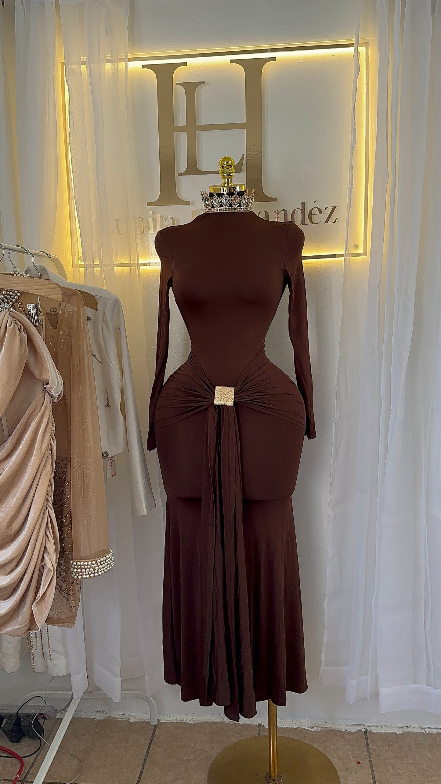 Vestido lazo capuchino