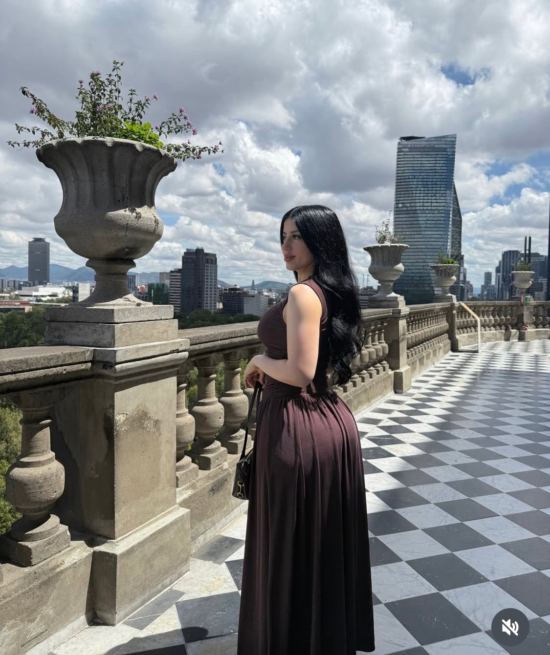 Vestido café