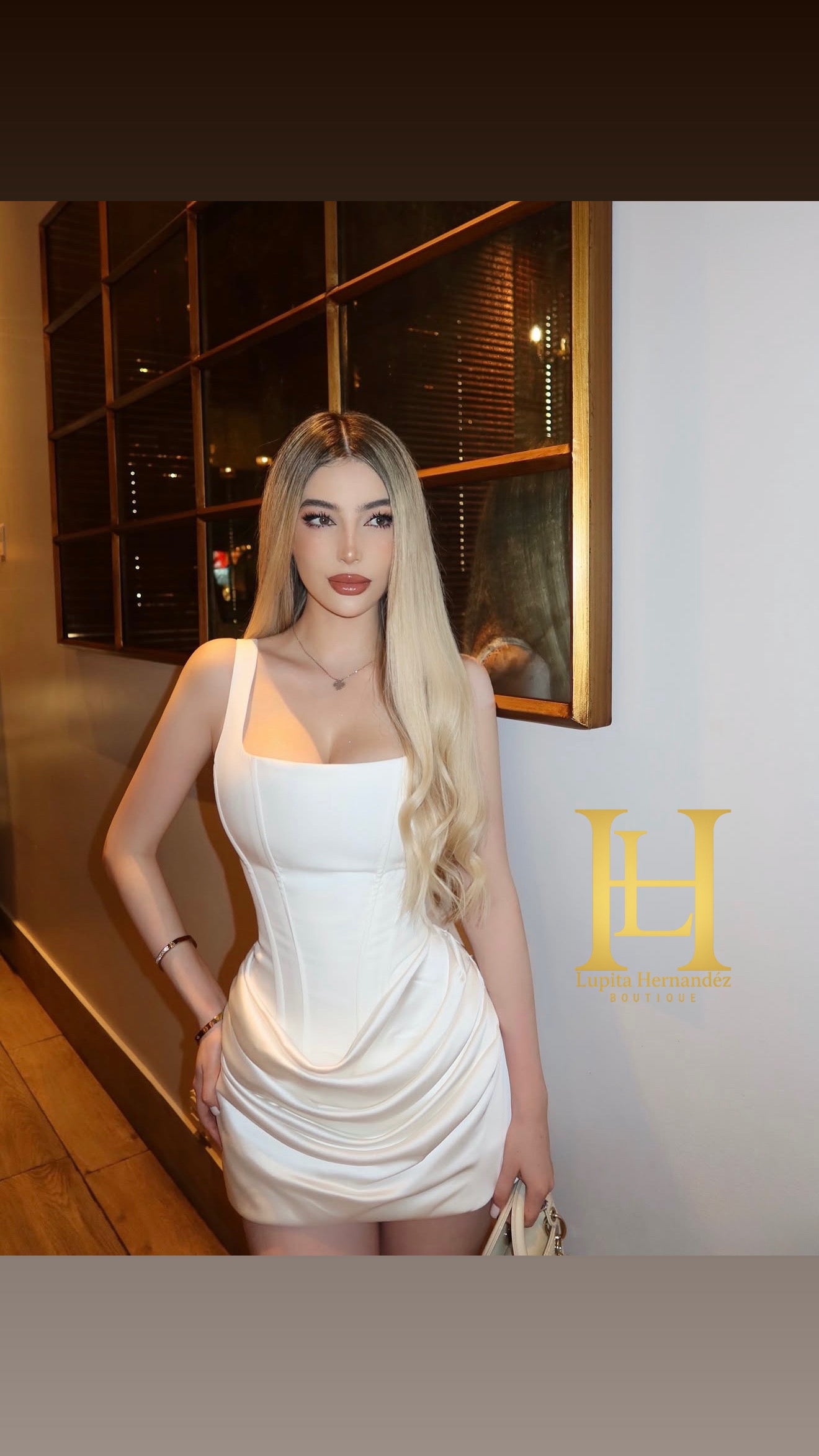 Vestido de corset blanco ￼