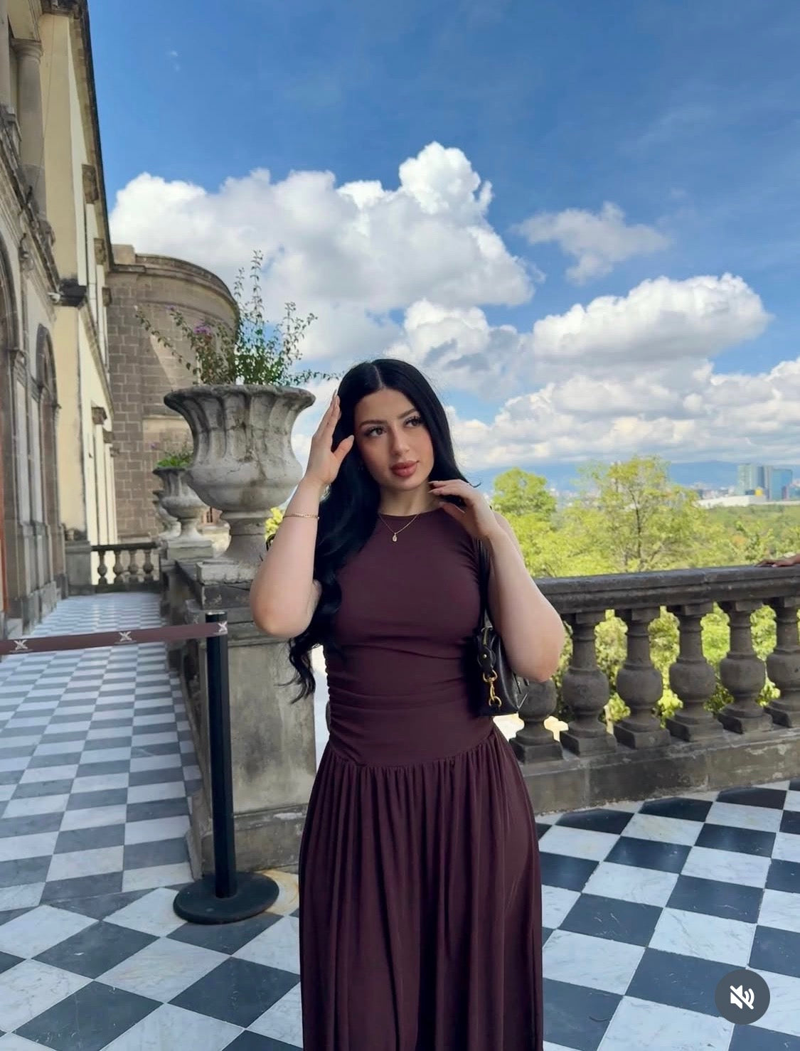 Vestido café