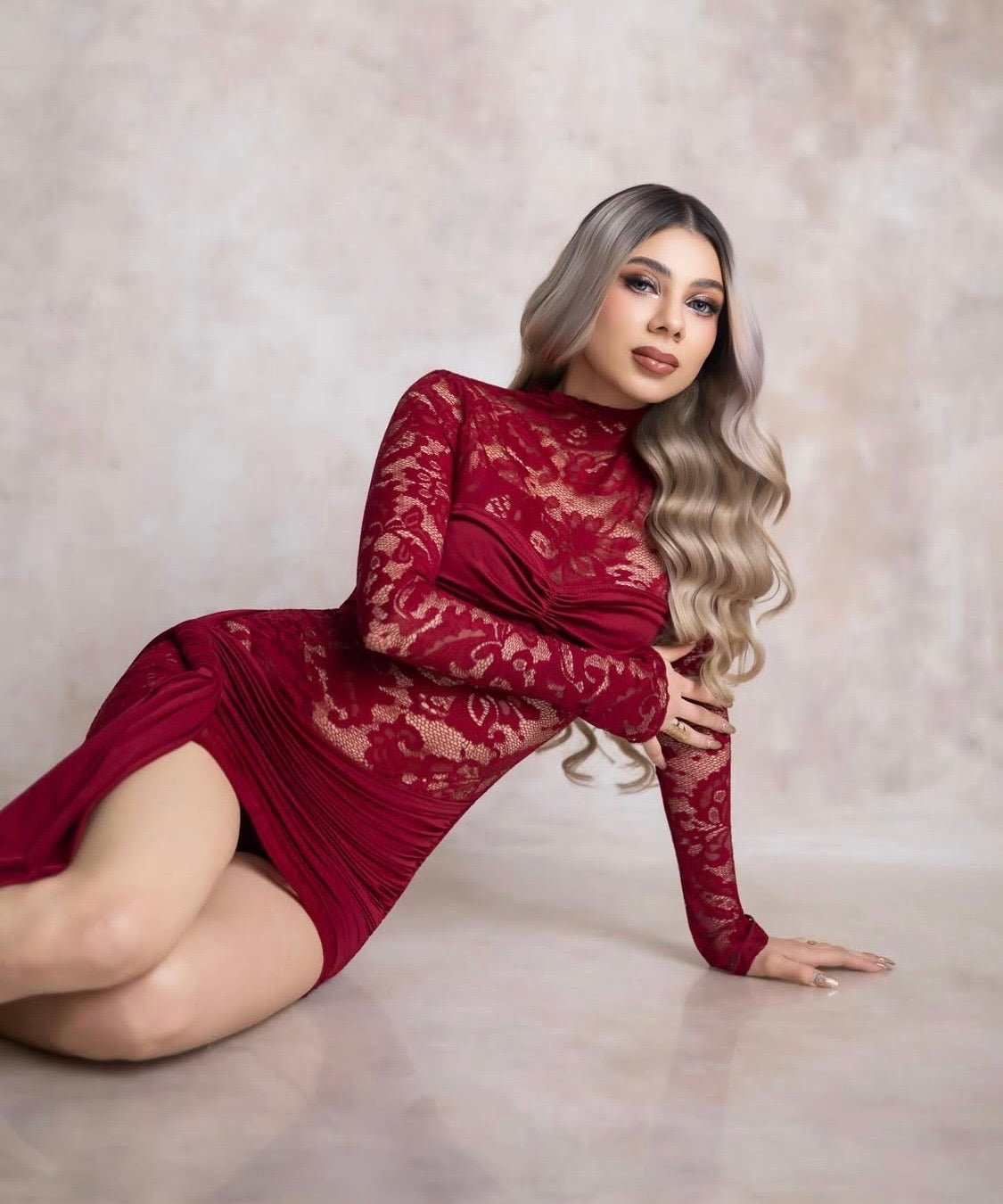 Vestido encaje burdeos