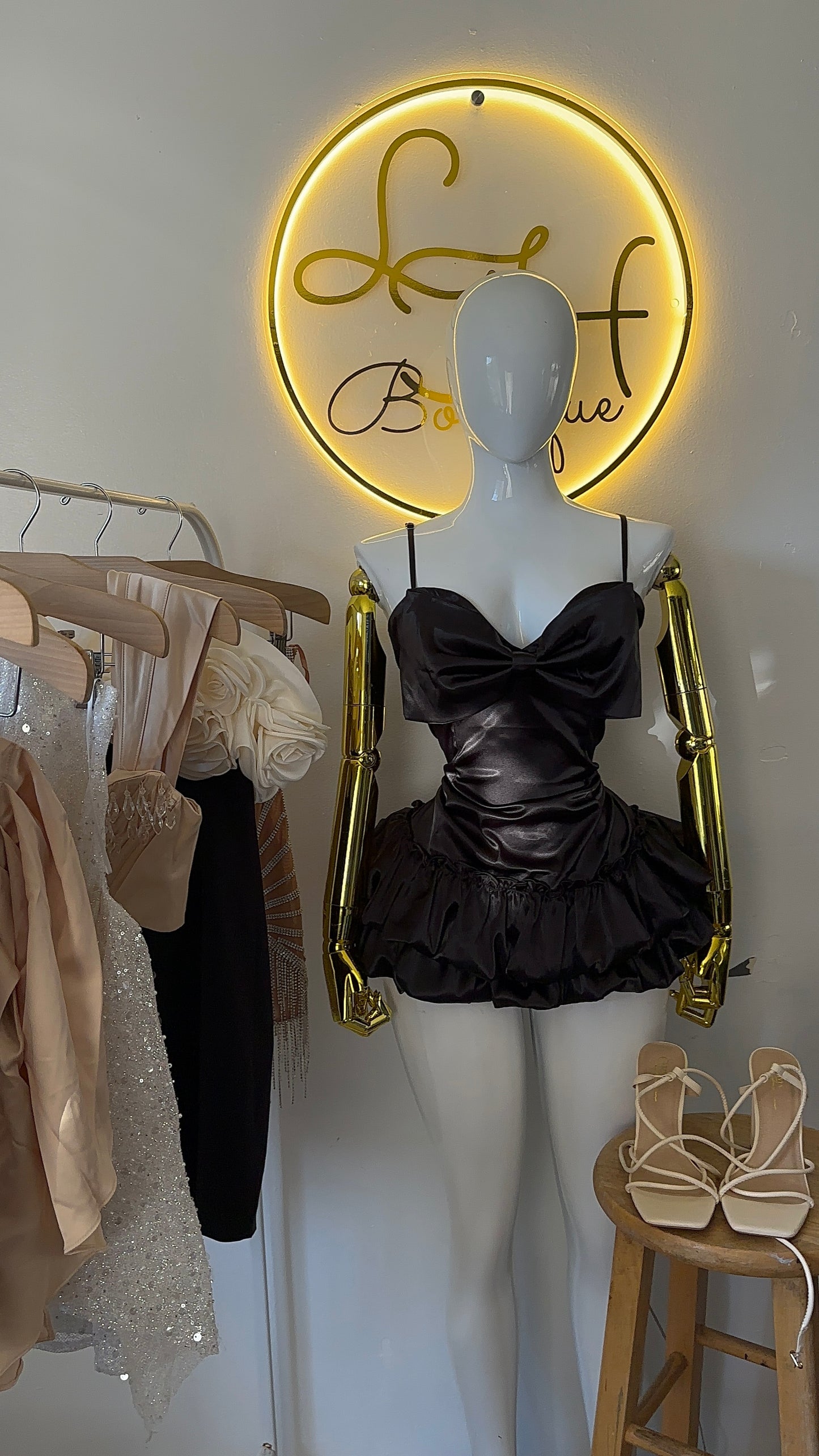 Vestido ampon con moño