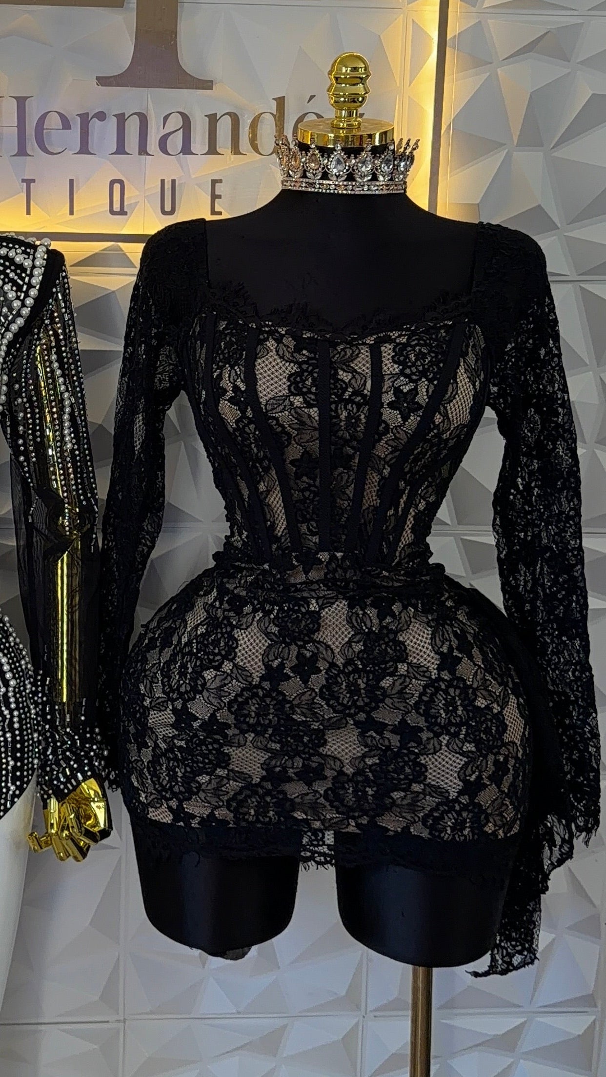Vestido encaje y corset
