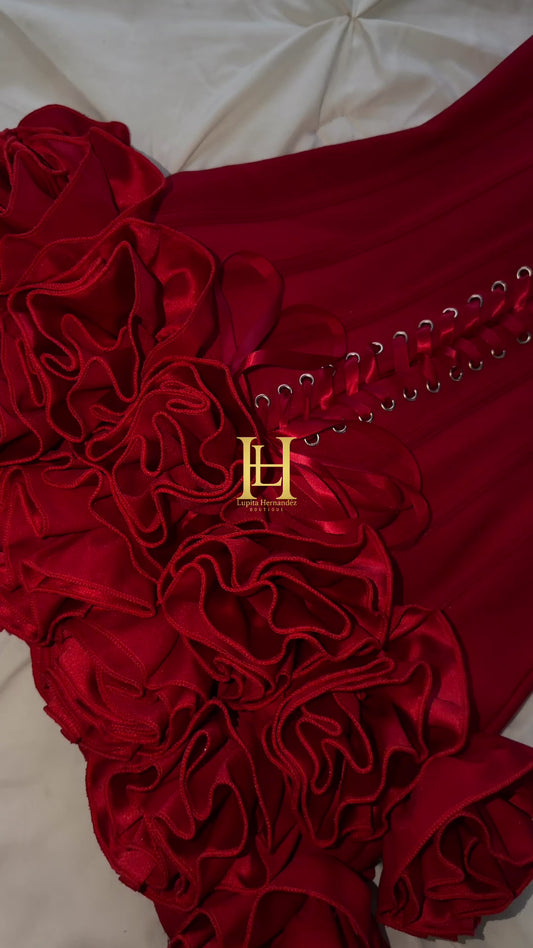 Vestido rojo de corset bandage